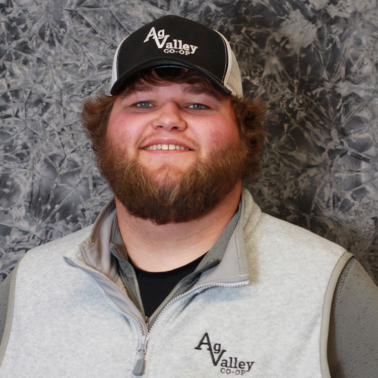 Teagan Thode, Ag Valley Co-op Sales Agronomist in Big Springs, NE